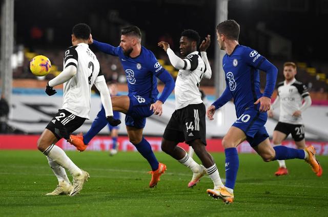 [NBA]伦纳德突分外线 科林斯底角三分稳稳命中