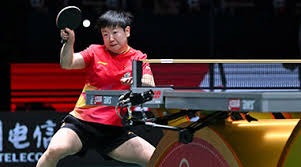 阿利亚迭雷父子分别身穿皇马与阿森纳球衣，晒出对弈图片