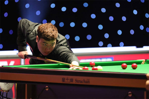 吴艳妮显然 吴艳妮显然